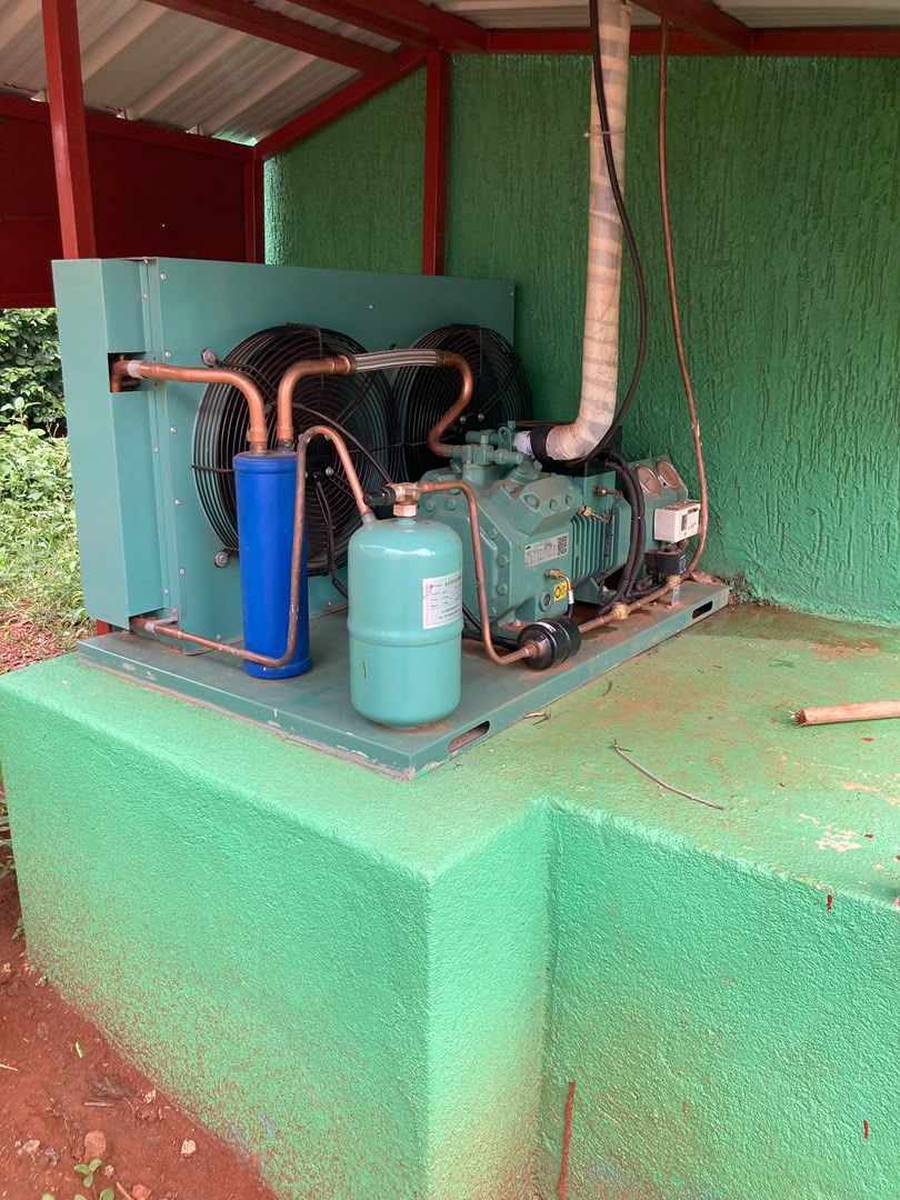 Cold room condensing unit