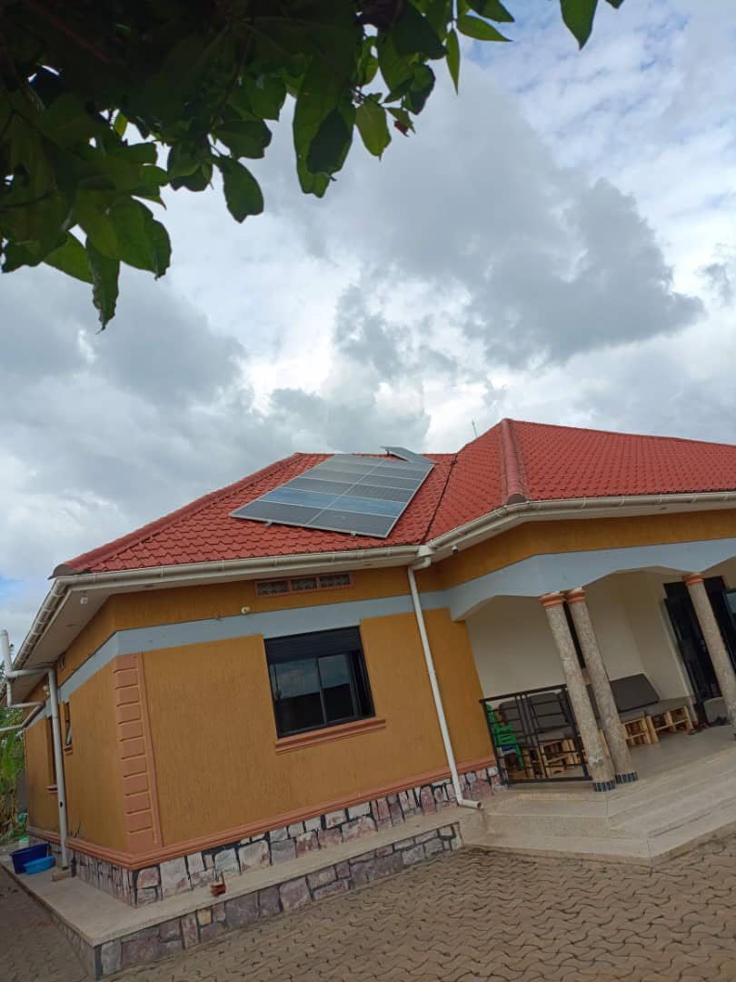 Rooftop solar on a family home
